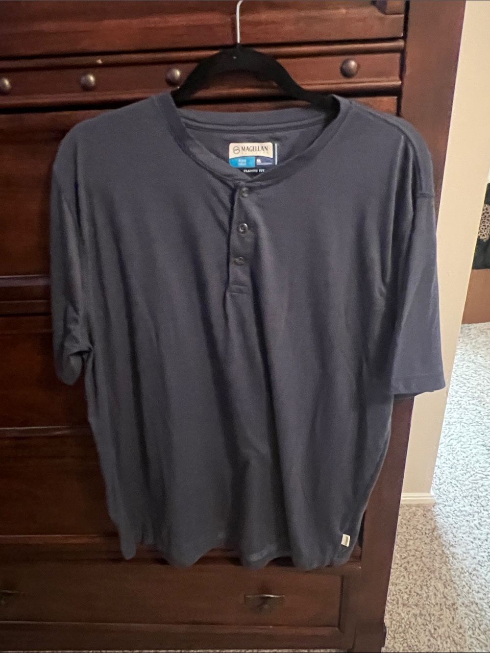 Magellan Outdoors Men's Henley Shirt — Navy Blue